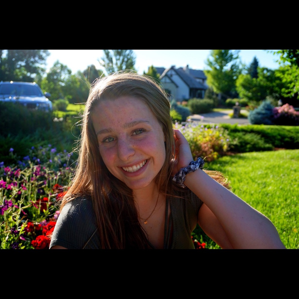 Meet your Posher, Mia